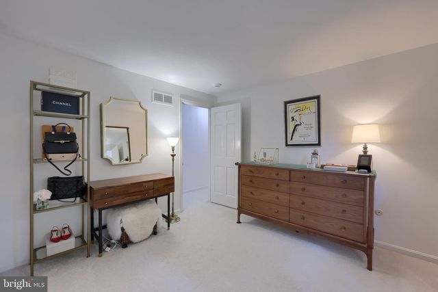 1856 BEVERLY DR, Lancaster, PA 17601