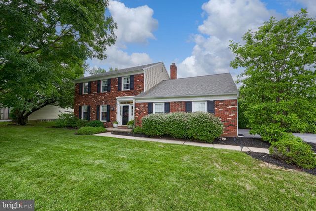 1856 BEVERLY DR, Lancaster, PA 17601