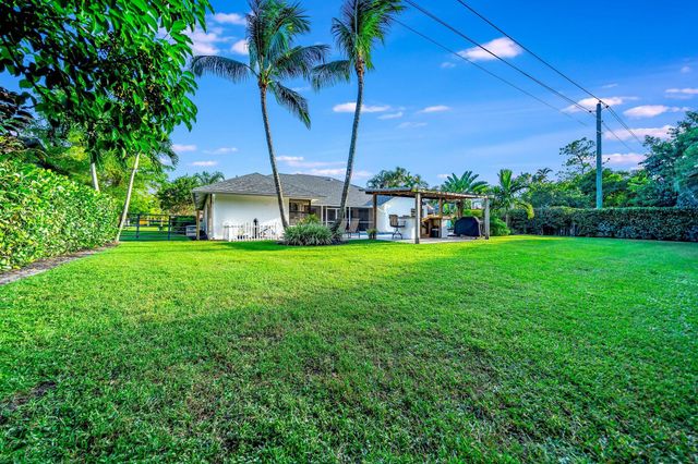 13659 Ishnala Circle, Wellington, FL 33414