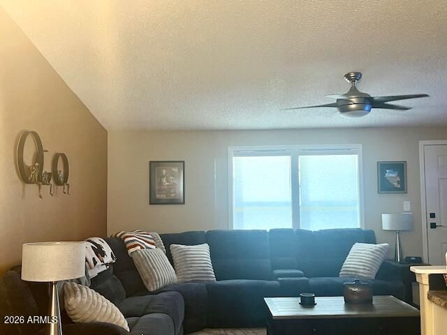 2605 S TOMAHAWK Road 181, Apache Junction, AZ 85119