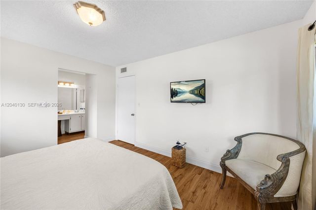 9999 N Belfort Cir 101, Tamarac, FL 33321
