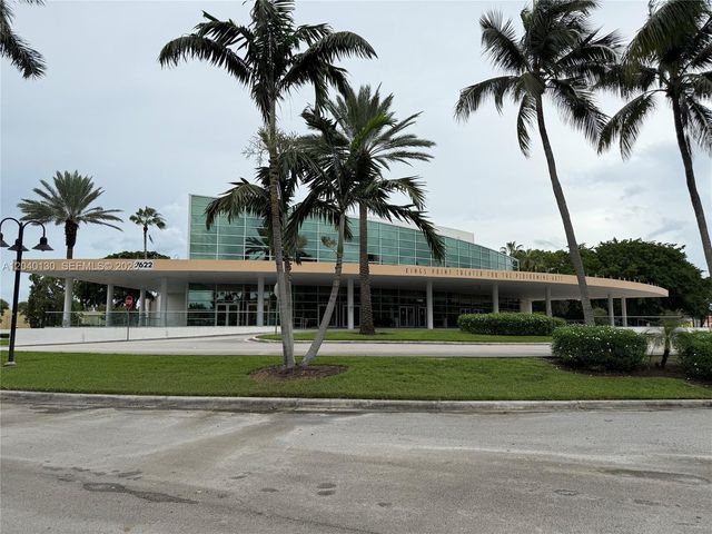 9999 N Belfort Cir 101, Tamarac, FL 33321