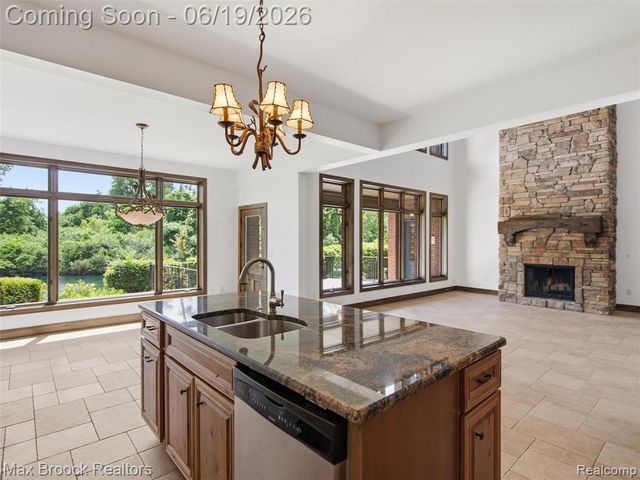7822 Firestone Lane 35, Washington, MI 48094