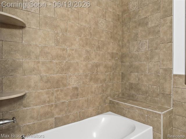 7822 Firestone Lane 35, Washington, MI 48094