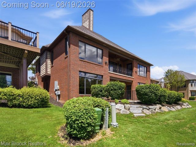 7822 Firestone Lane 35, Washington, MI 48094