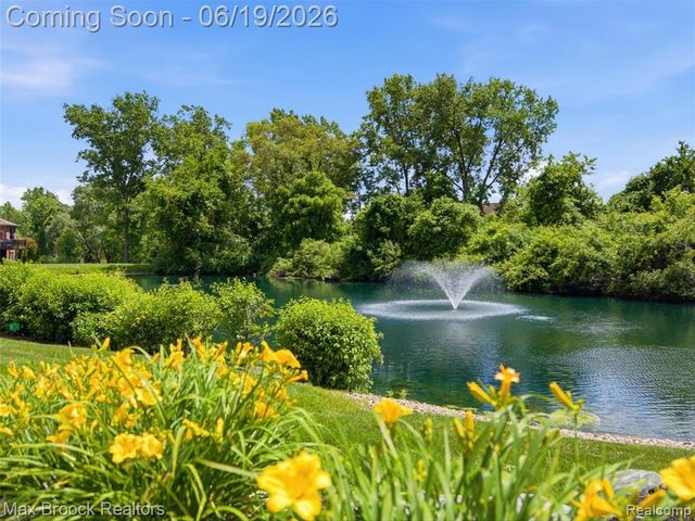 7822 Firestone Lane 35, Washington, MI 48094