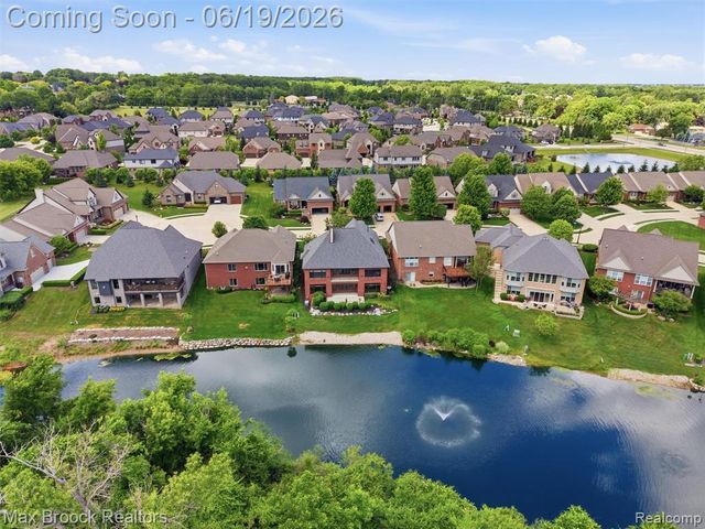 7822 Firestone Lane 35, Washington, MI 48094