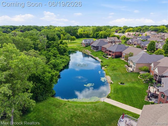 7822 Firestone Lane 35, Washington, MI 48094