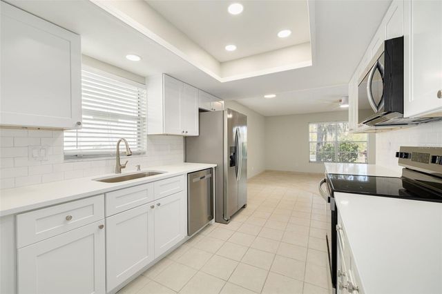 3569 OAK LAKE DRIVE, Palm Harbor, FL 34684