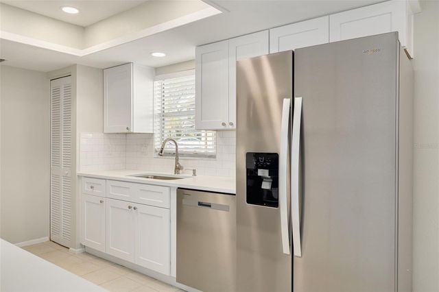 3569 OAK LAKE DRIVE, Palm Harbor, FL 34684