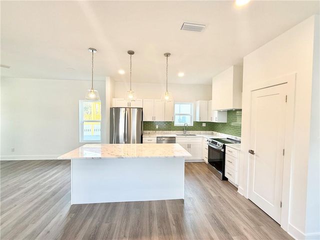 865 Edwards Street, Mobile, AL 36610