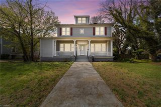 704 S Main Street, Reidsville, NC 27320