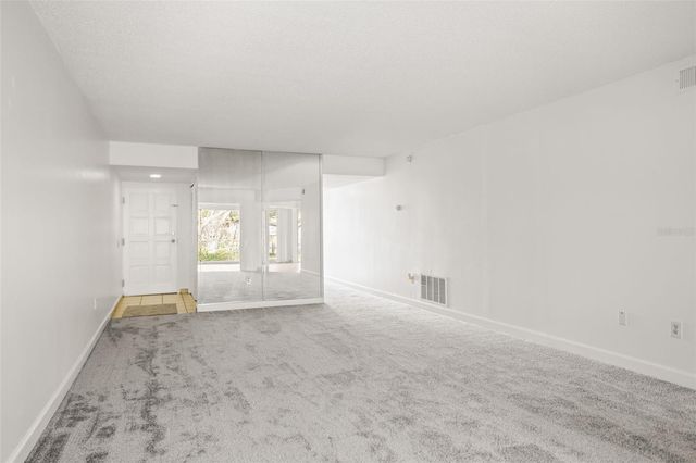 225 COUNTRY CLUB DRIVE D237, Largo, FL 33771