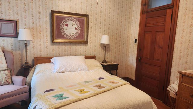 301 NW First Street, Elkader, IA 52043