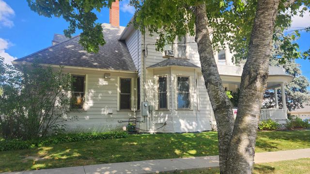 301 NW First Street, Elkader, IA 52043