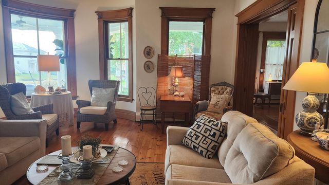 301 NW First Street, Elkader, IA 52043