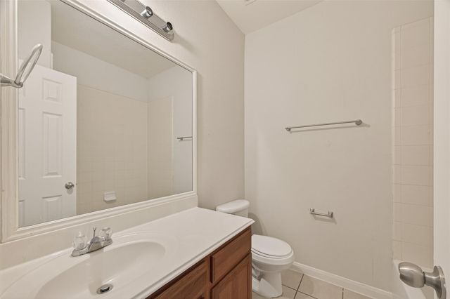 1918 Riane Lane, Houston, TX 77049