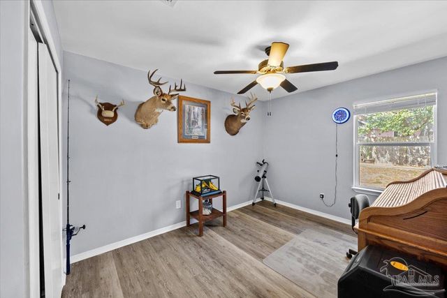 2712 Summertree Ln, Gulf Breeze, FL 32563