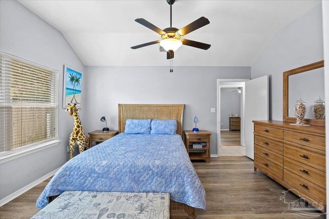 2712 Summertree Ln, Gulf Breeze, FL 32563