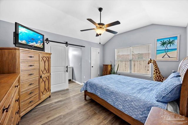 2712 Summertree Ln, Gulf Breeze, FL 32563