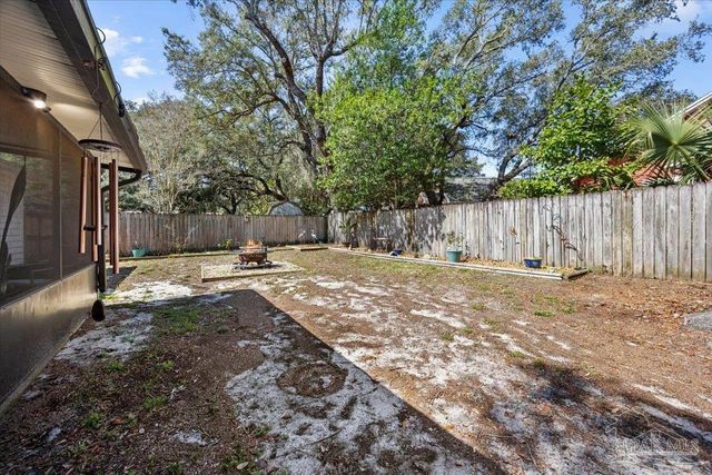 2712 Summertree Ln, Gulf Breeze, FL 32563