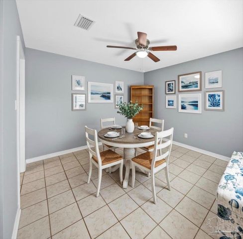 2712 Summertree Ln, Gulf Breeze, FL 32563