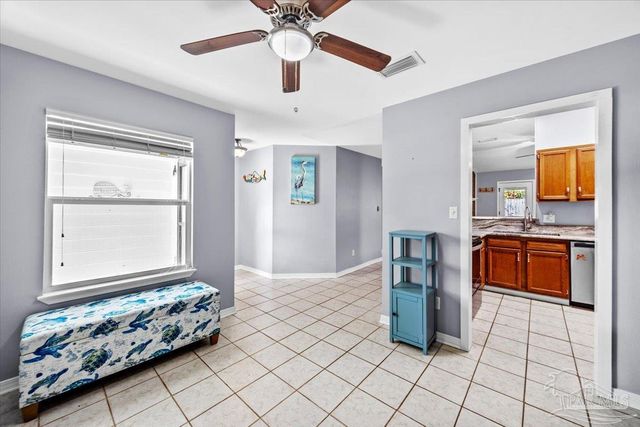 2712 Summertree Ln, Gulf Breeze, FL 32563