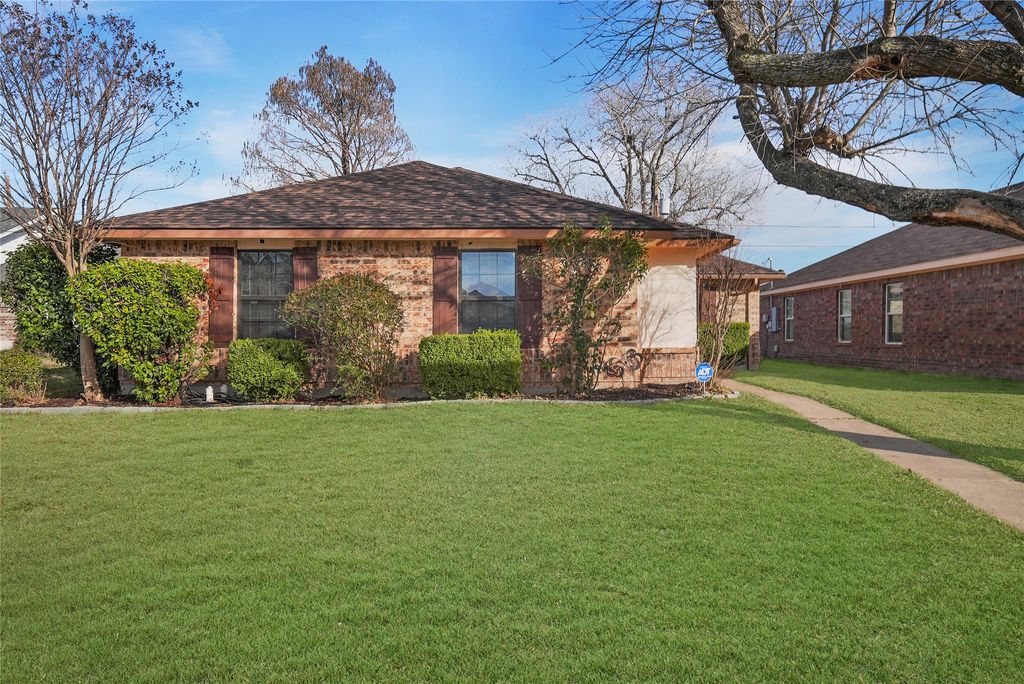 4522 Ebb Tide Drive, Rowlett, TX 75088