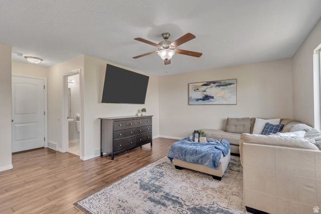 2957 E LOOKOUT DR, Eagle Mountain, UT 84005