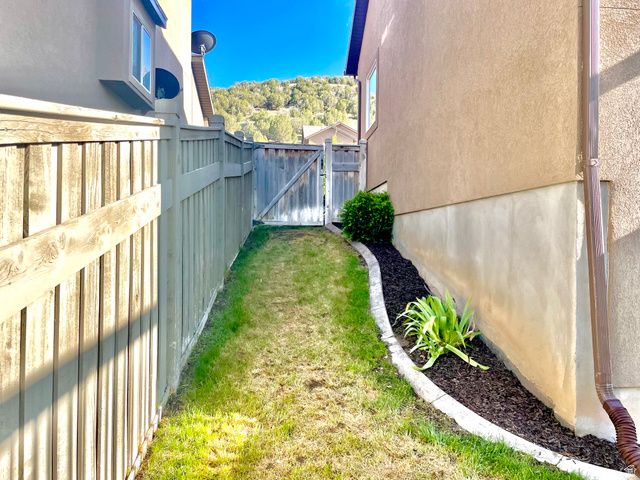 2957 E LOOKOUT DR, Eagle Mountain, UT 84005