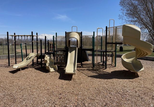 2957 E LOOKOUT DR, Eagle Mountain, UT 84005