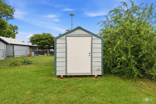 57 W 34th Street, San Angelo, TX 76903
