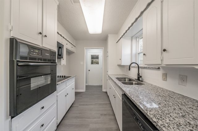 412 Bart Street, Keller, TX 76248