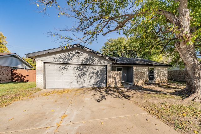 412 Bart Street, Keller, TX 76248