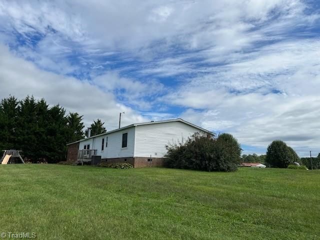 180 Cedar Lake Trail, Mount Airy, NC 27030