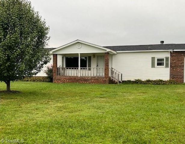 180 Cedar Lake Trail, Mount Airy, NC 27030
