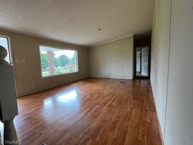 180 Cedar Lake Trail, Mount Airy, NC 27030