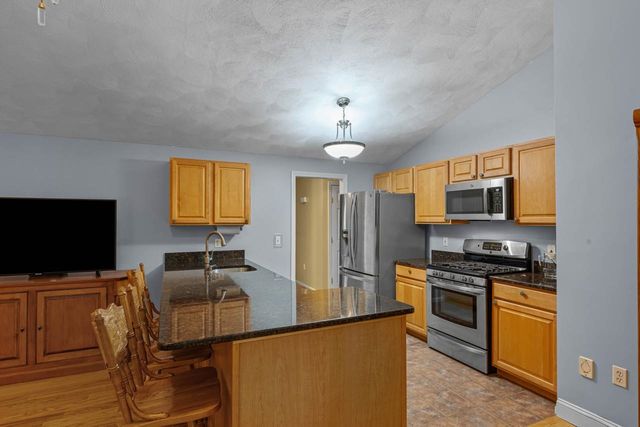 1 Trent Road, Hooksett, NH 03106