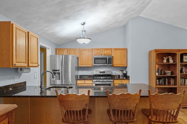 1 Trent Road, Hooksett, NH 03106