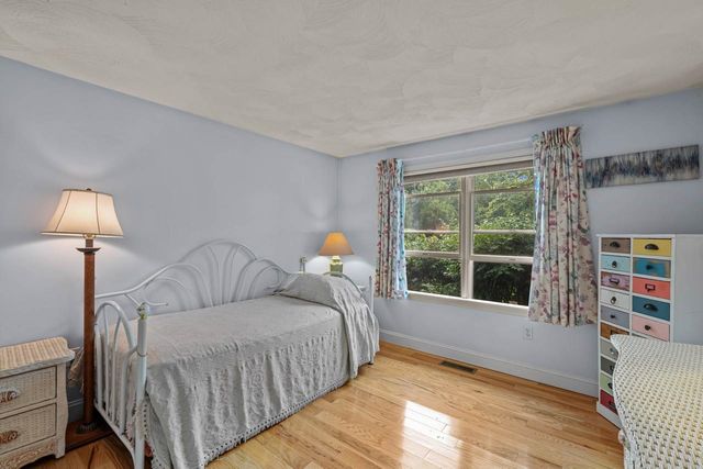 1 Trent Road, Hooksett, NH 03106