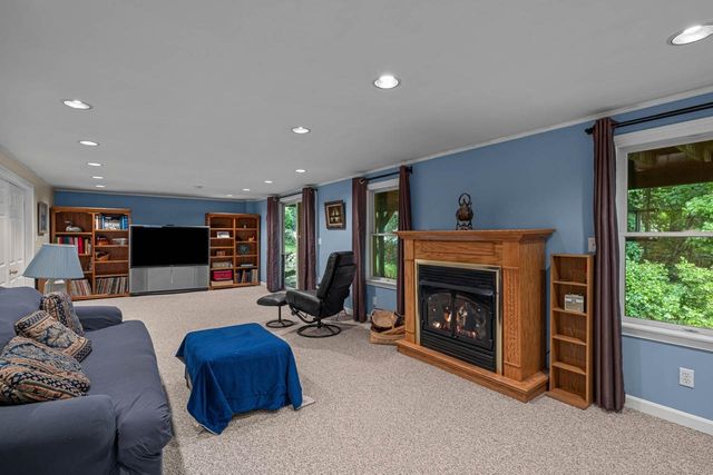 1 Trent Road, Hooksett, NH 03106