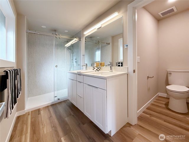 15905 118th Place NE, Bothell, WA 98011