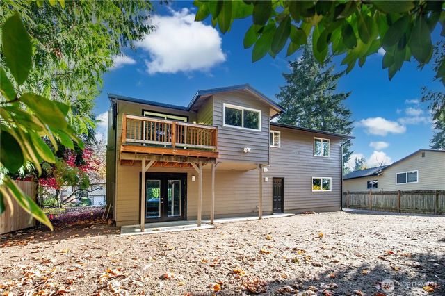 15905 118th Place NE, Bothell, WA 98011