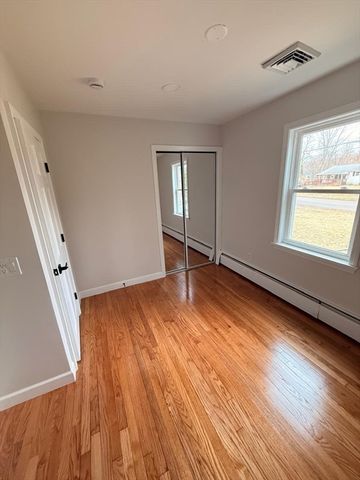 260 Cumberland Ave, North Attleboro, MA 02760