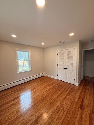 260 Cumberland Ave, North Attleboro, MA 02760