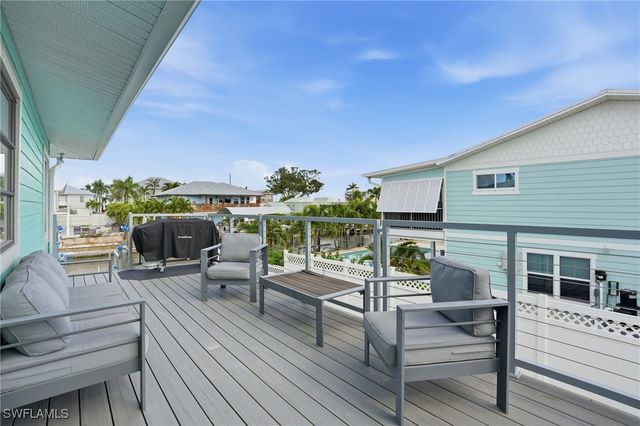 7 Avenida Carita, Fort Myers Beach, FL 33931