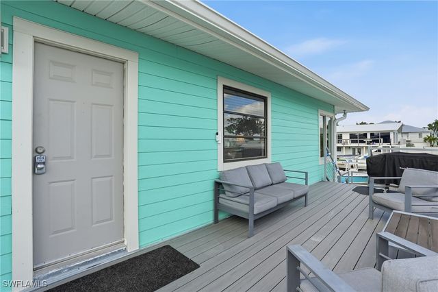 7 Avenida Carita, Fort Myers Beach, FL 33931