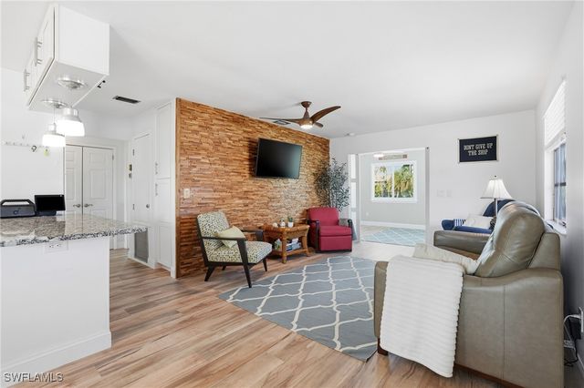 7 Avenida Carita, Fort Myers Beach, FL 33931