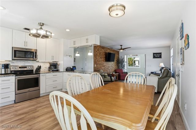 7 Avenida Carita, Fort Myers Beach, FL 33931