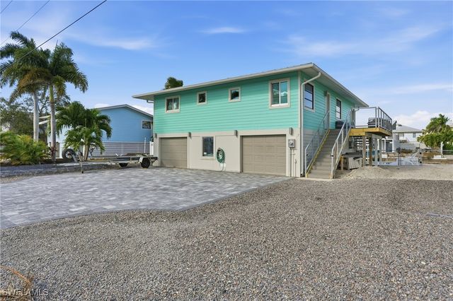 7 Avenida Carita, Fort Myers Beach, FL 33931